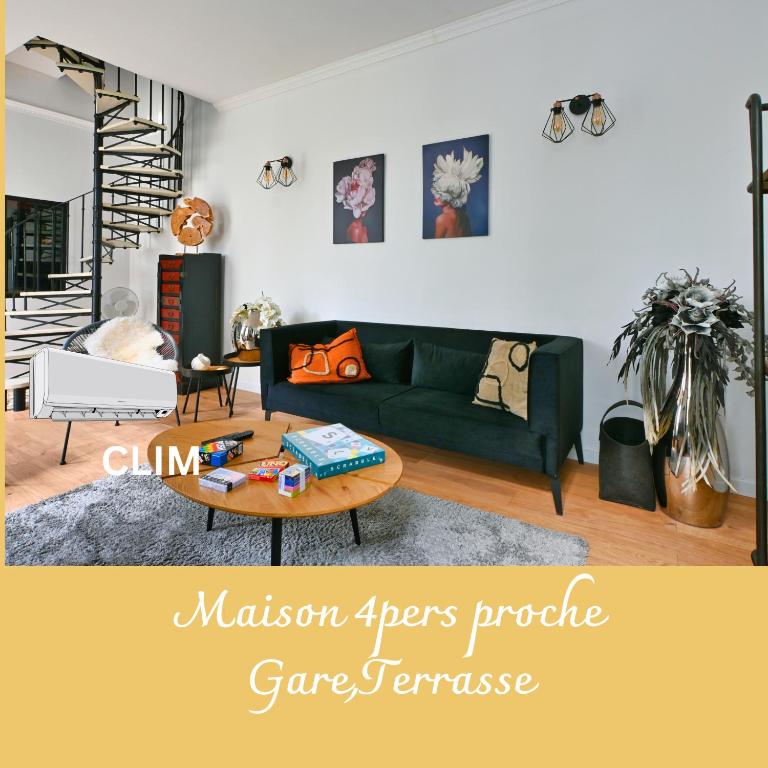 Piscine et terrasse